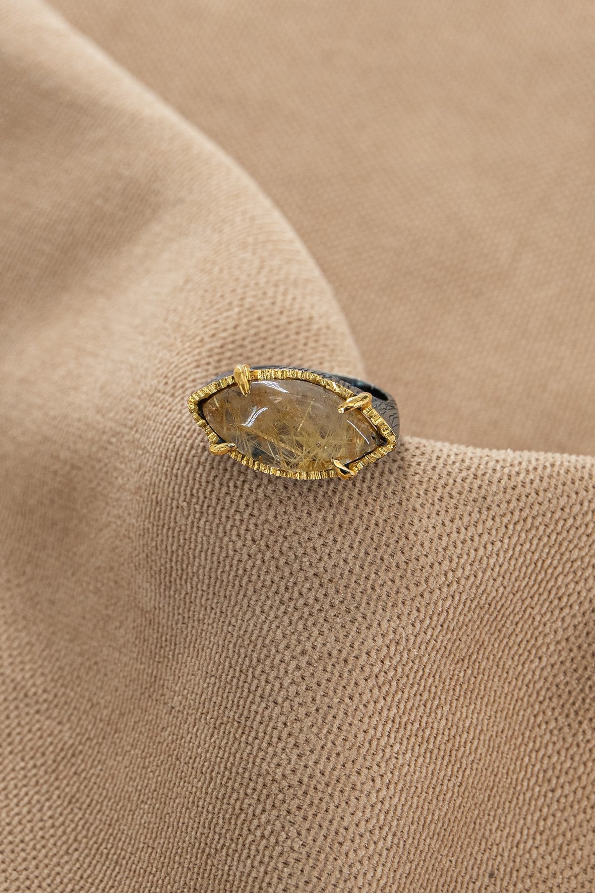 Rutilo Dorato Quarzo con Pietra Argento Anello