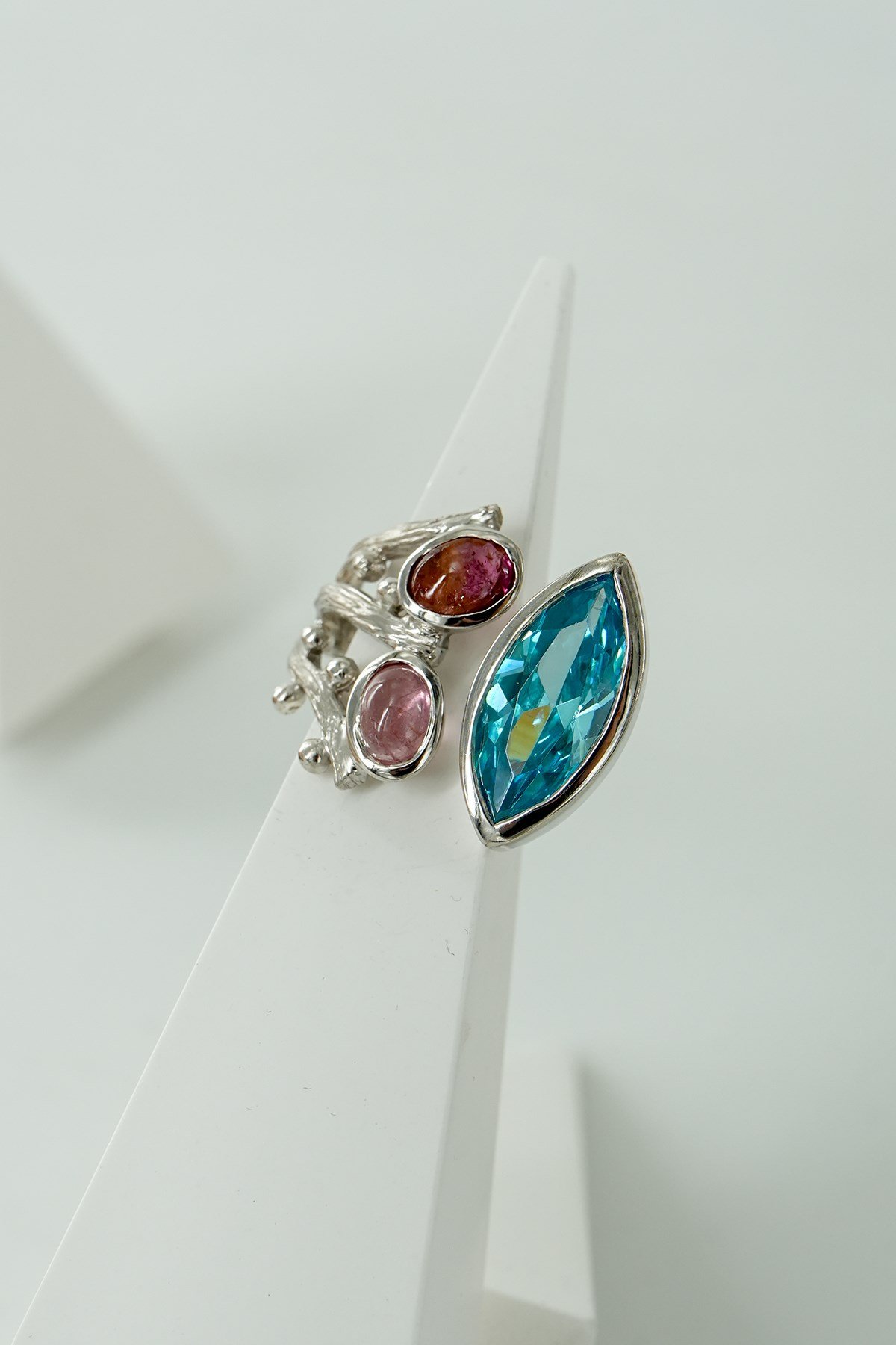 Lab Blue Topaz & Turmalin Taşlı Gümüş Yüzük