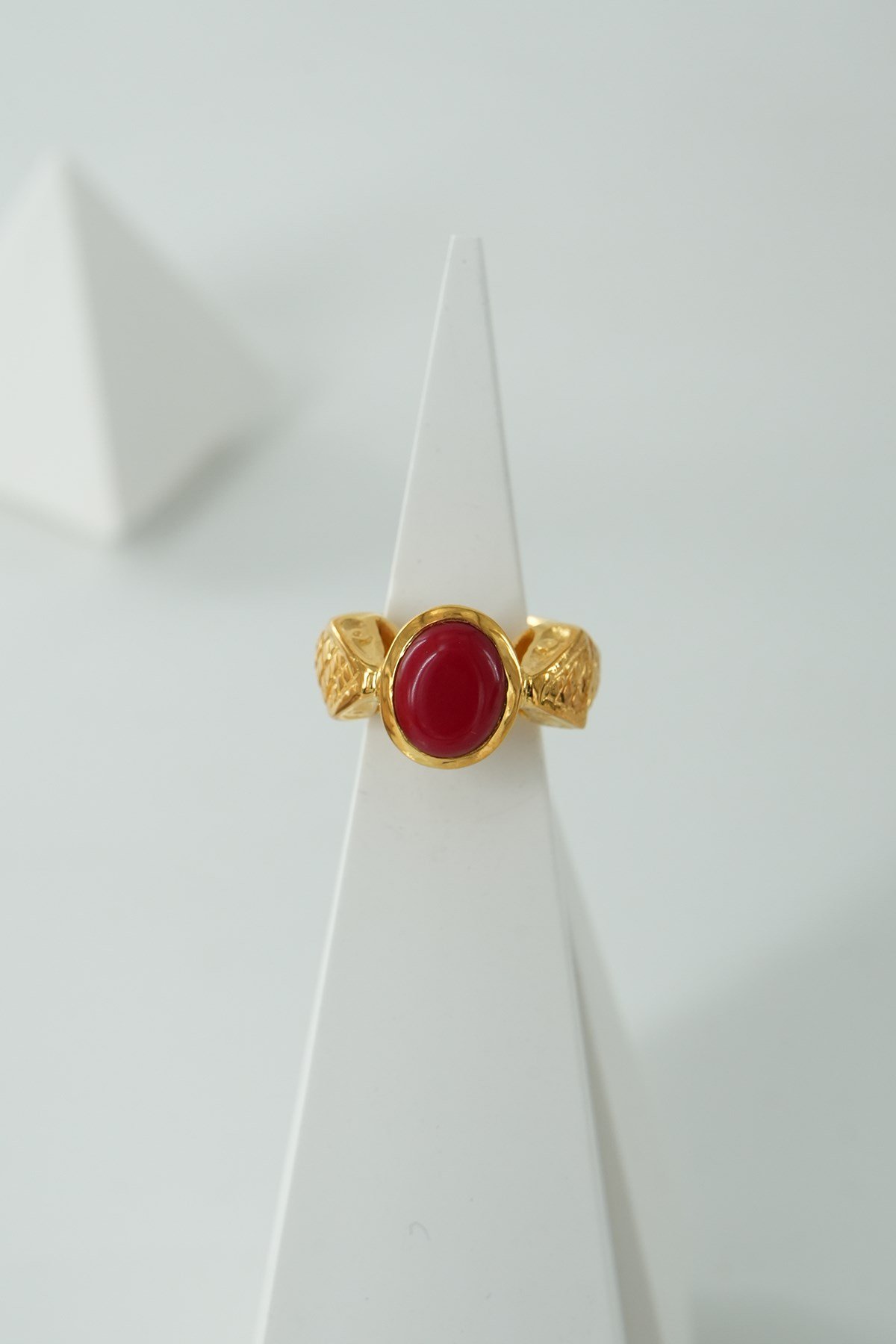 Corallo con Pietra Argento Anello
