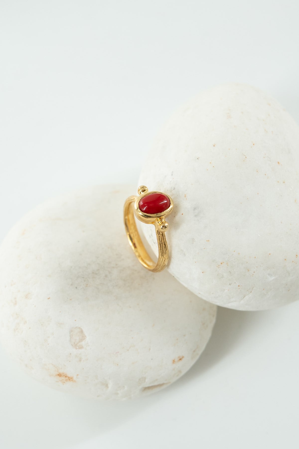Mercan Taşlı Gümüş Yüzük