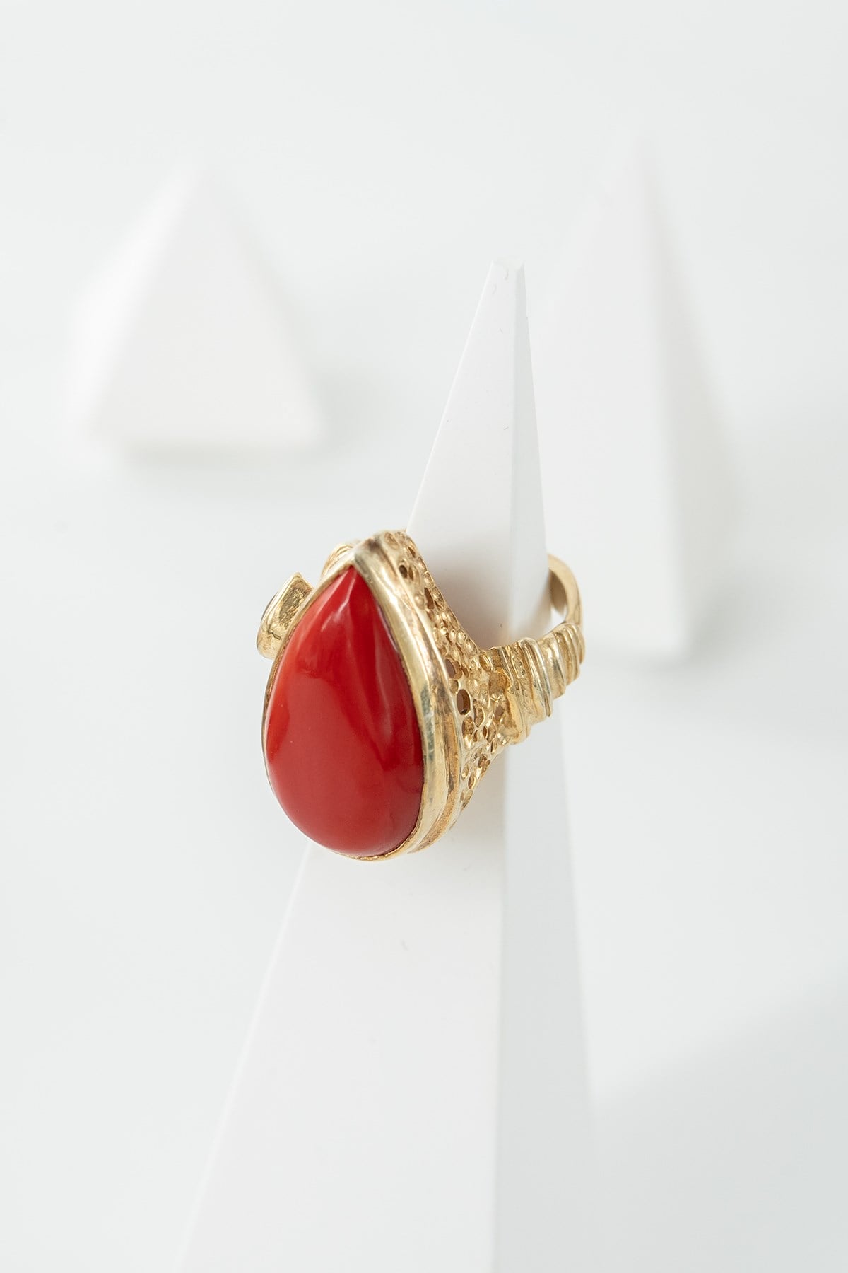 Corallo con Pietra Argento Anello
