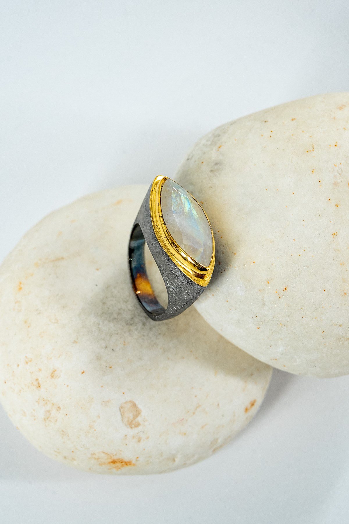 Moon Stone (Ay Taşı) Gümüş Yüzük