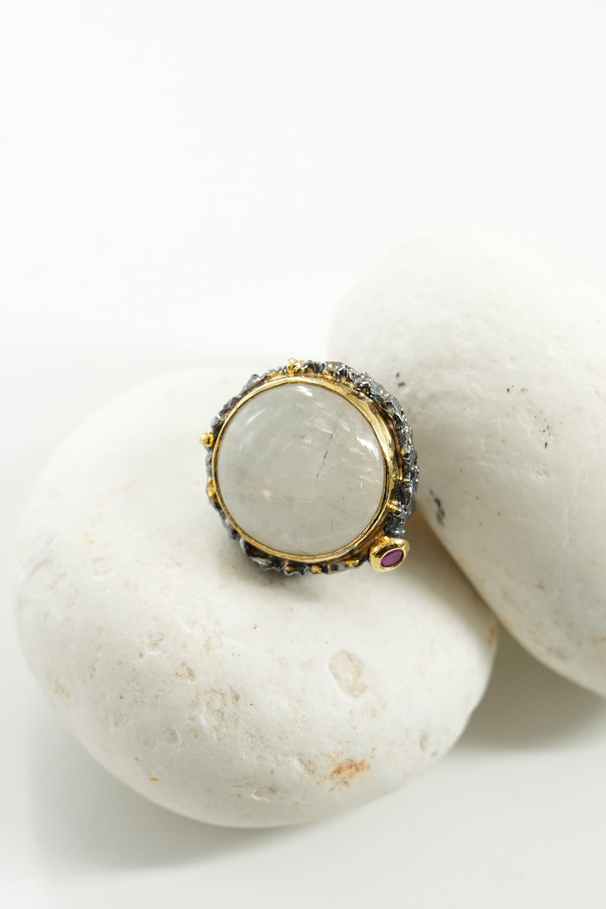 Pietra di Luna & Rubino con Pietra Argento Anello