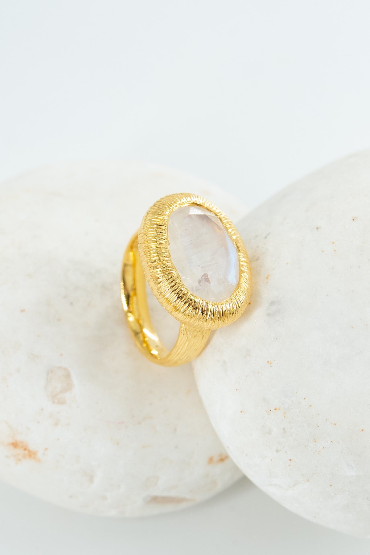 Pietra di Luna con Pietra Oro Placcato Anello