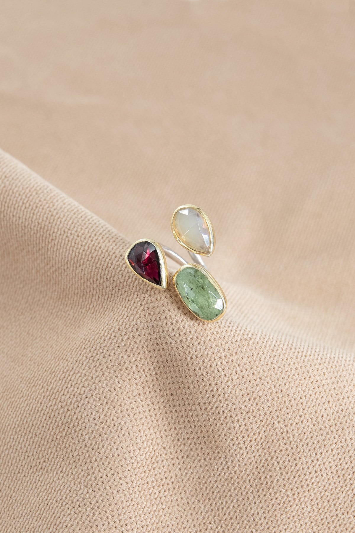 Opale Granato Cianite con Pietra Argento Anello