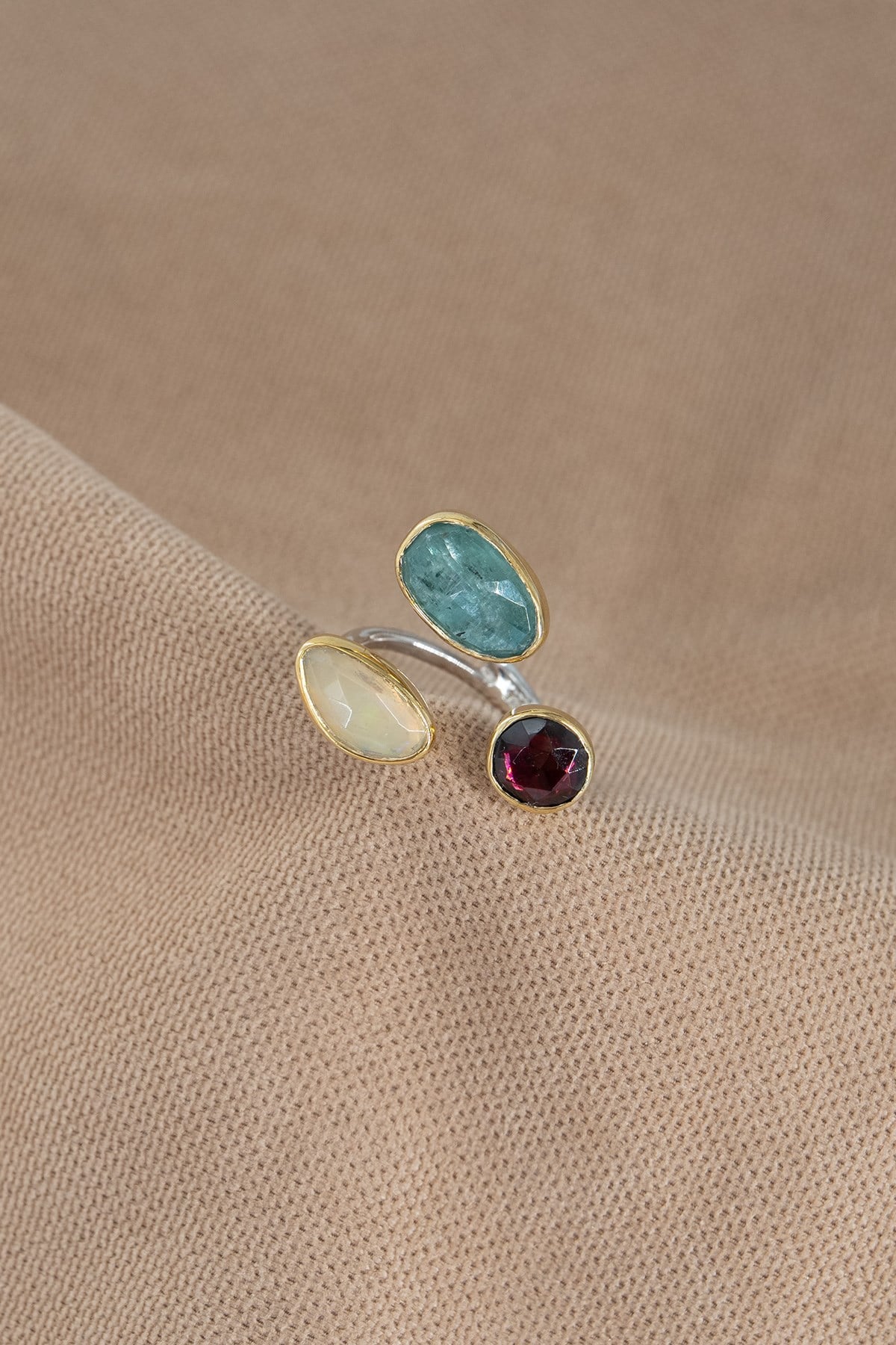 Opal,Kyanit, Garnet Taşlı Gümüş Yüzük