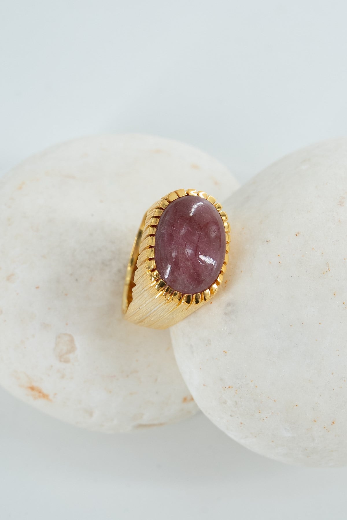 Tormalina Rosa con Pietra Oro Placcato Anello