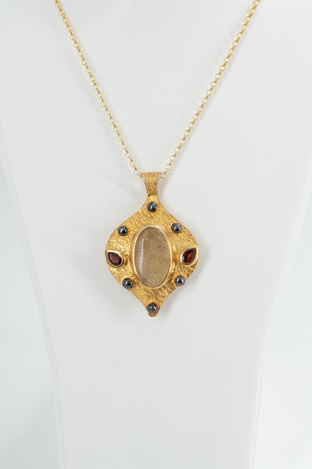 Rutilli Quartz ve Garnet Taşlı Gümüş Kolye