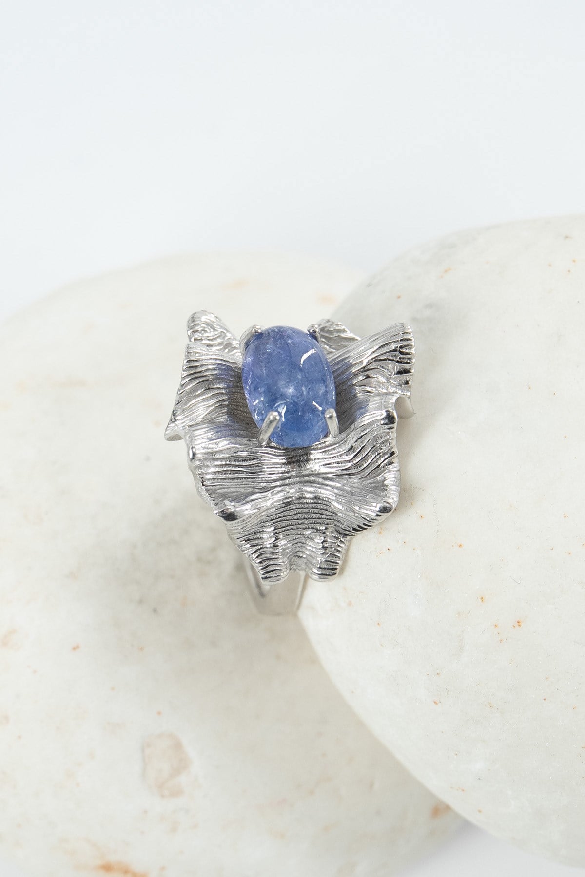 Tanzanite con Pietra Argento Design Anello