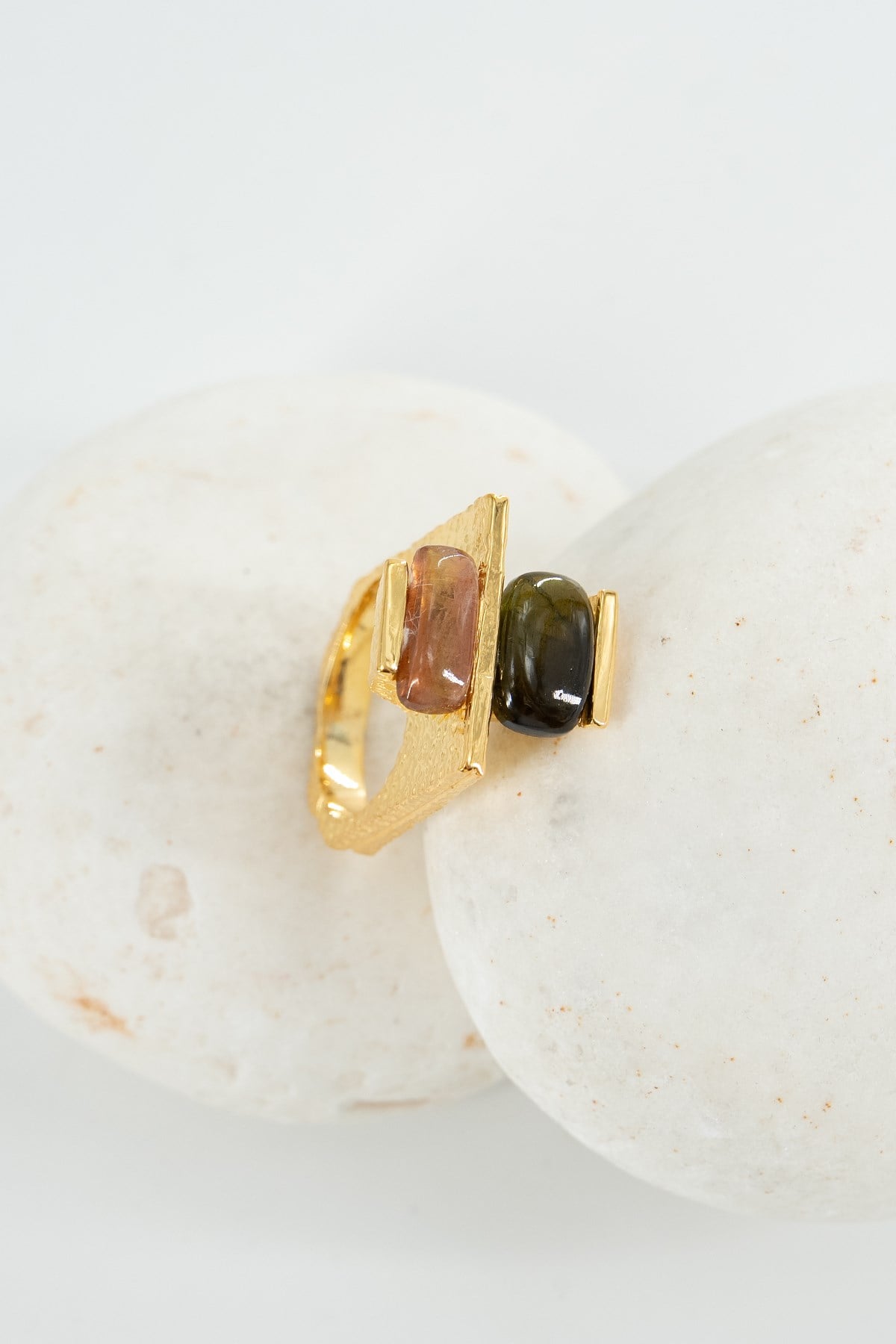 Tormalina con Pietra Oro Placcato Design Anello