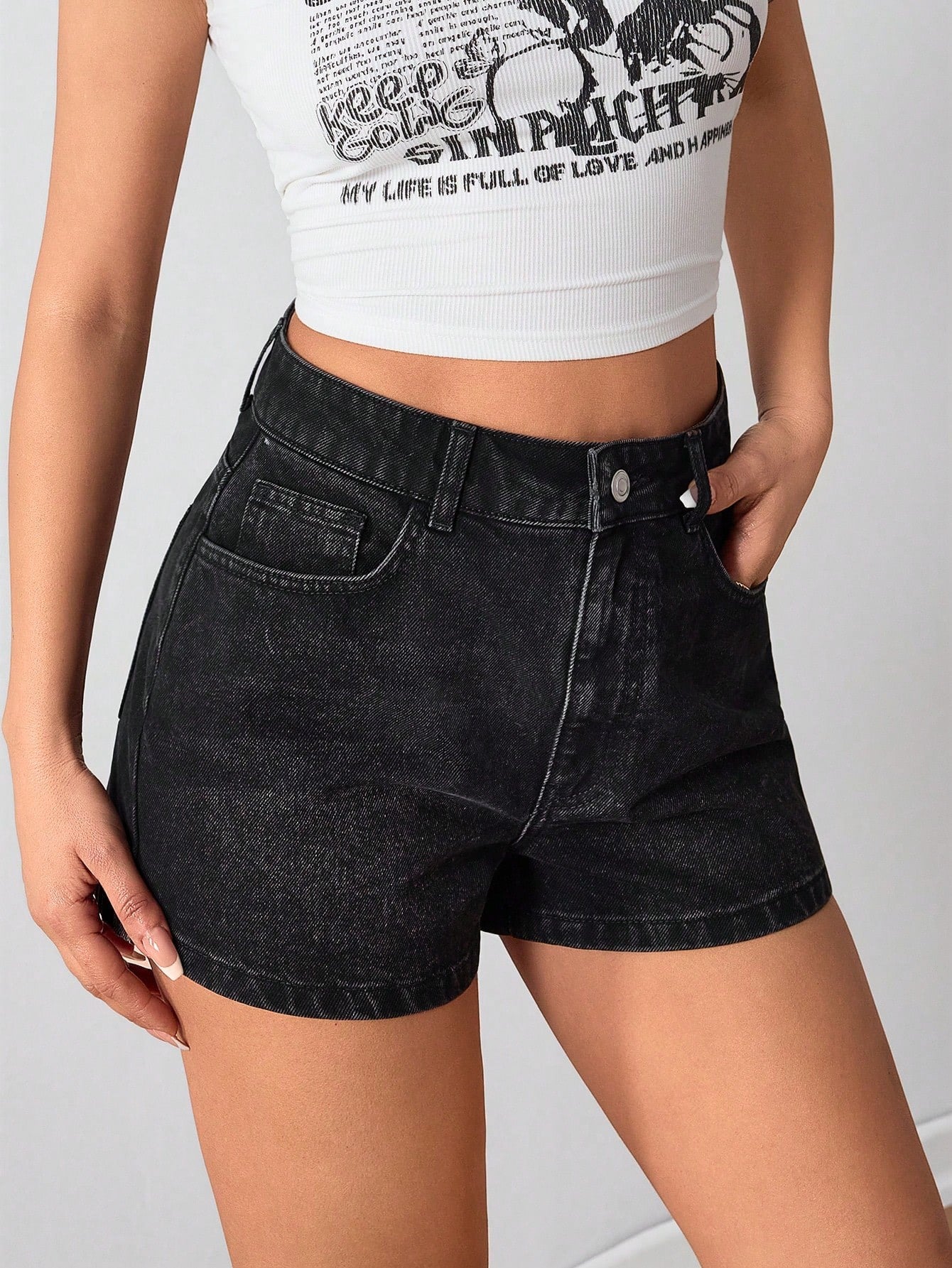 Yüksek Bel Siyah Jean Şort Kadın  Denim Şort