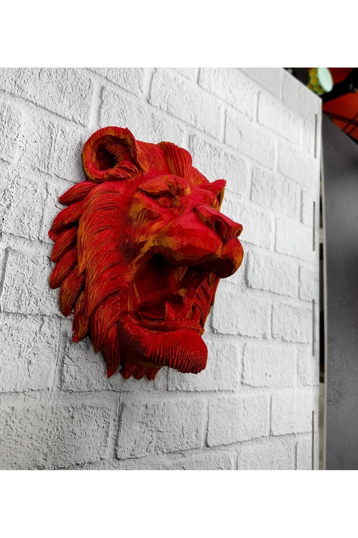 Dekoratif Asılabilir Aslan Başı 3D Duvar Heykeli Gold Red 20x21 cm
