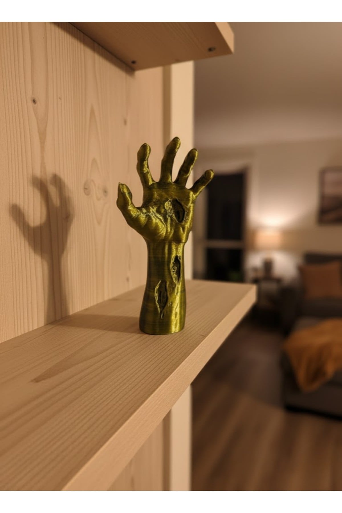 Dekoratif El Heykeli 22×7 cm Fantastik Koleksiyonluk Masaüstü Figür