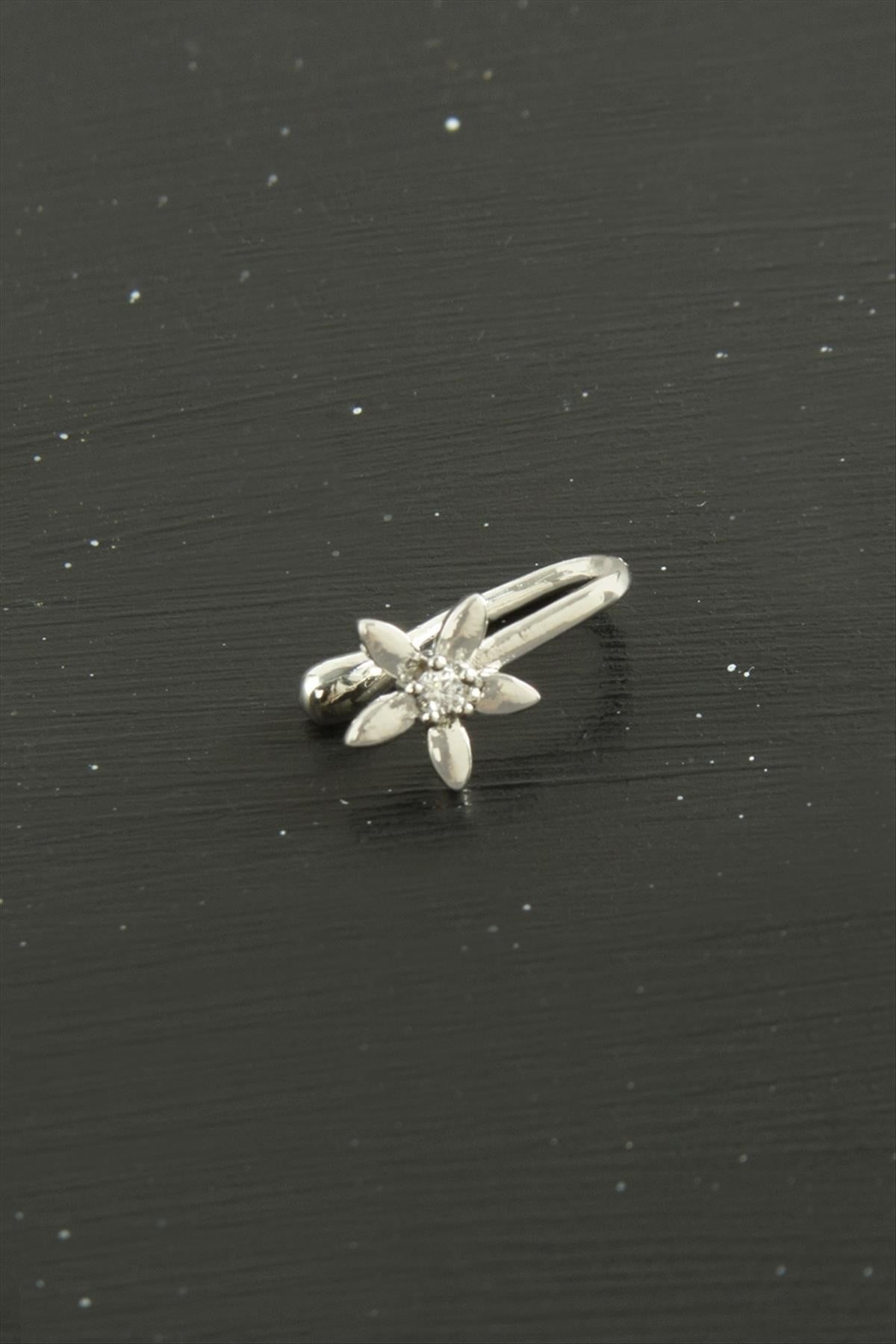 MTXDPN Çiçek Tragus Zirkon Taşlı Piercing 1 (154643) Adet-Gümüş Rengi