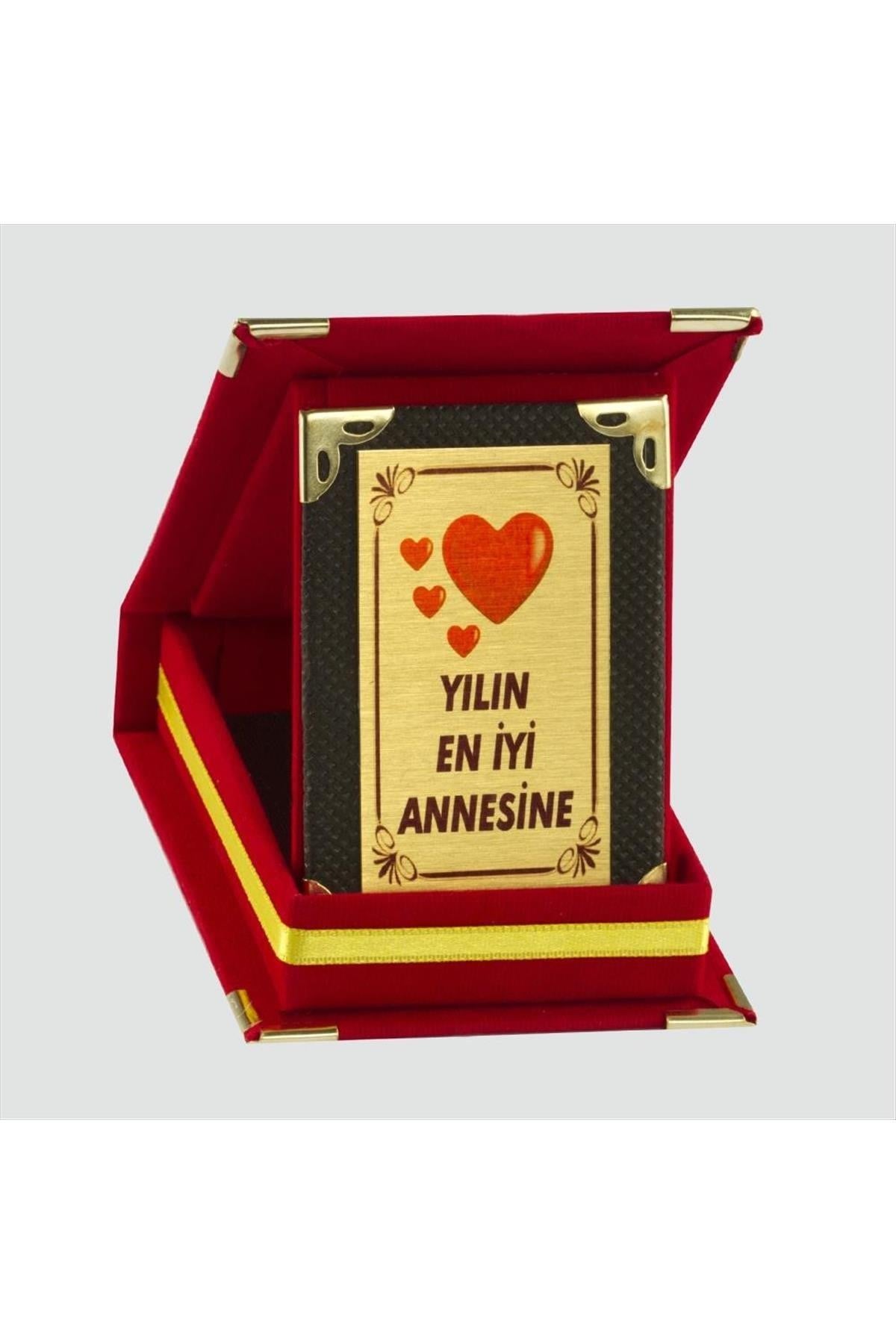 Yılın En İyi Annesine Plaketi