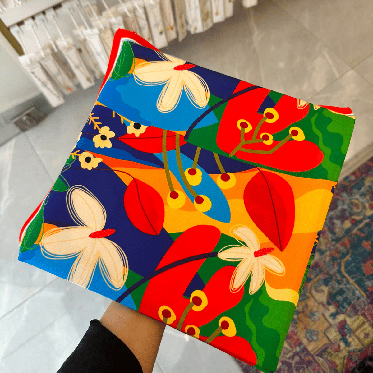 Renkli Botanik 60X60 İpeksi Fular