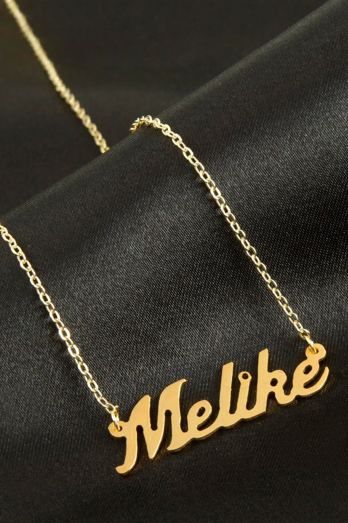 Melike isimli kolye (Kişiye Özel)