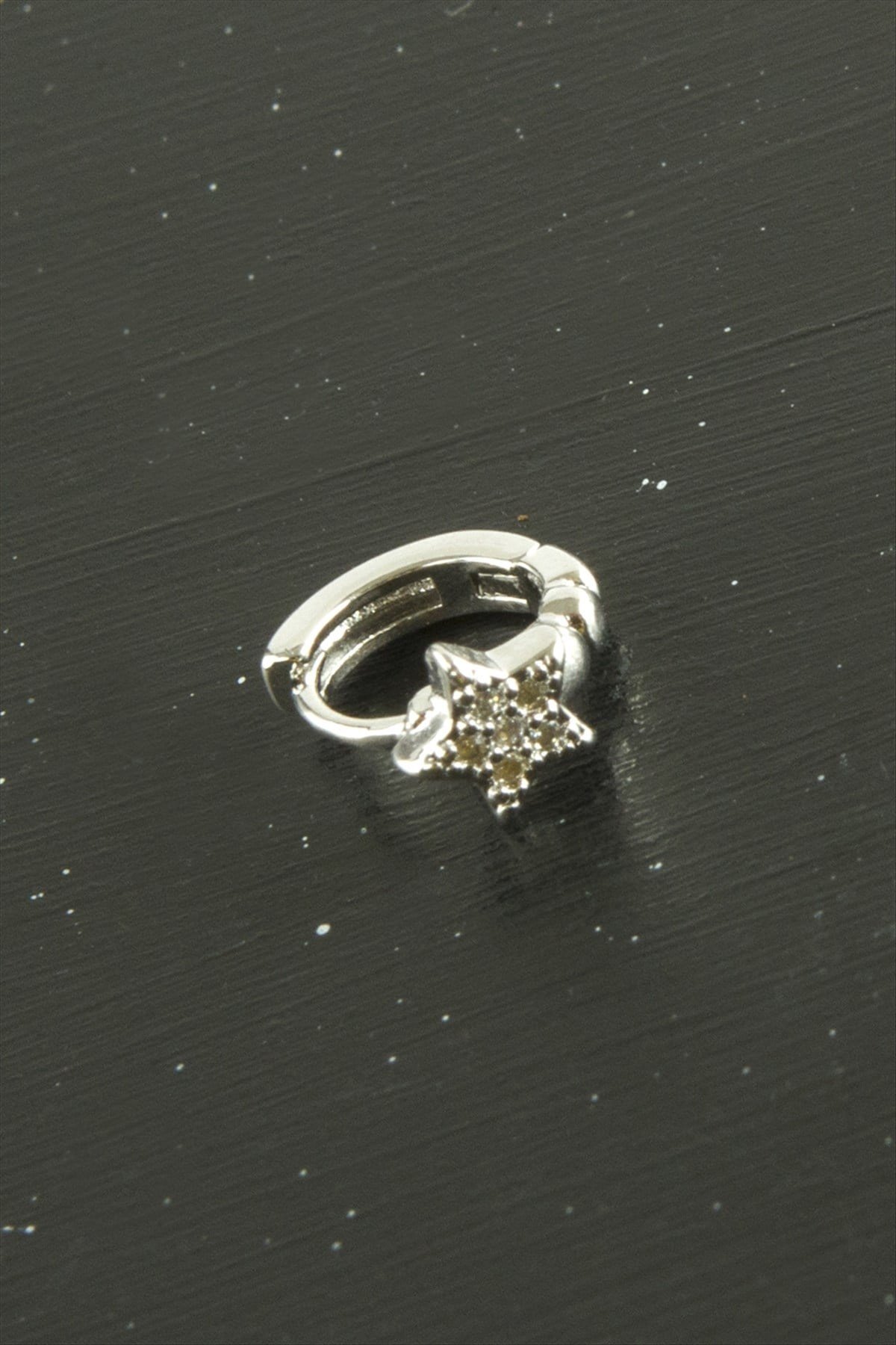 Yıldız Lüks Çelik Kulak Burun Piercing 1 Adet