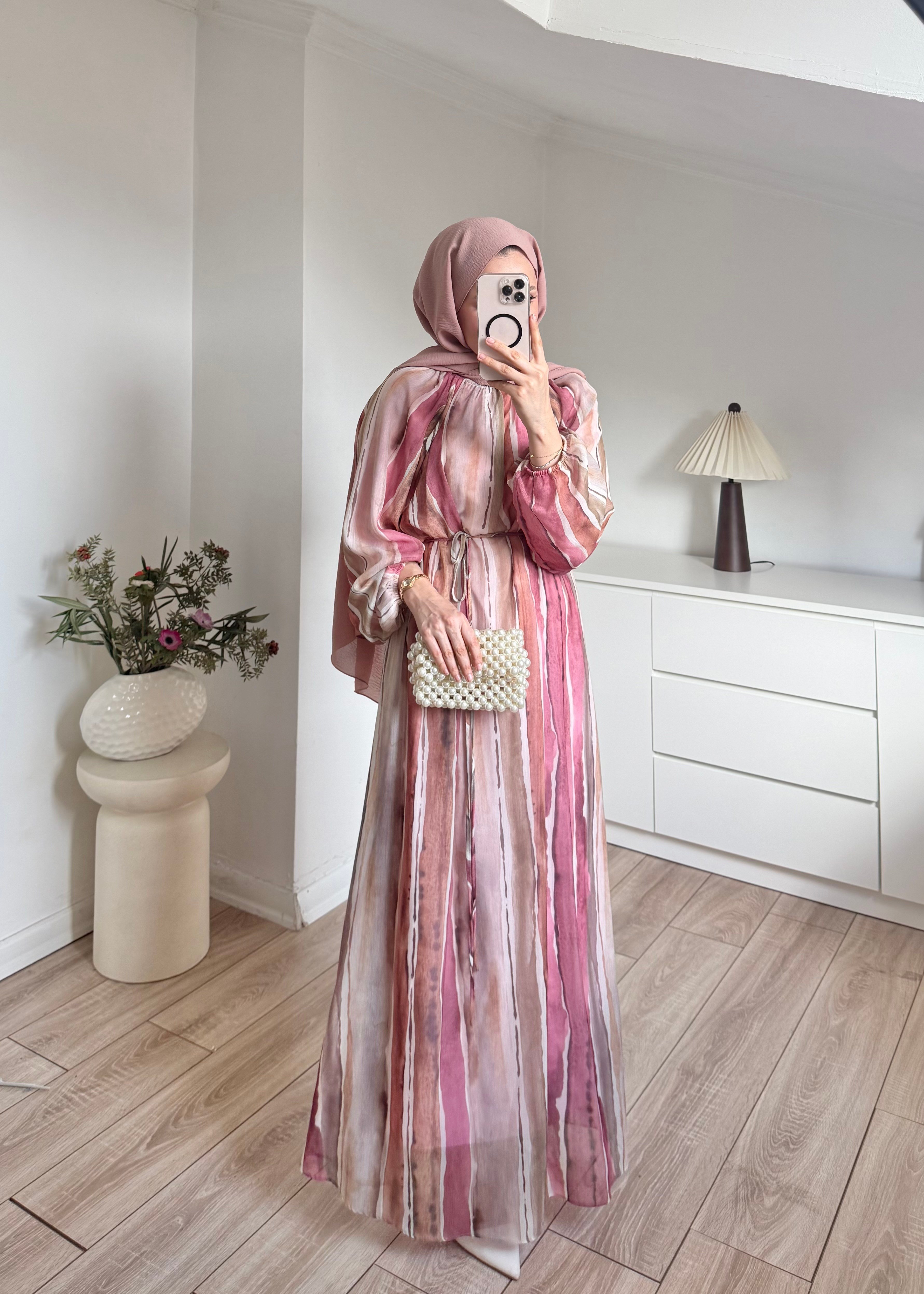 Şifon Çizgili Elbise Pembe