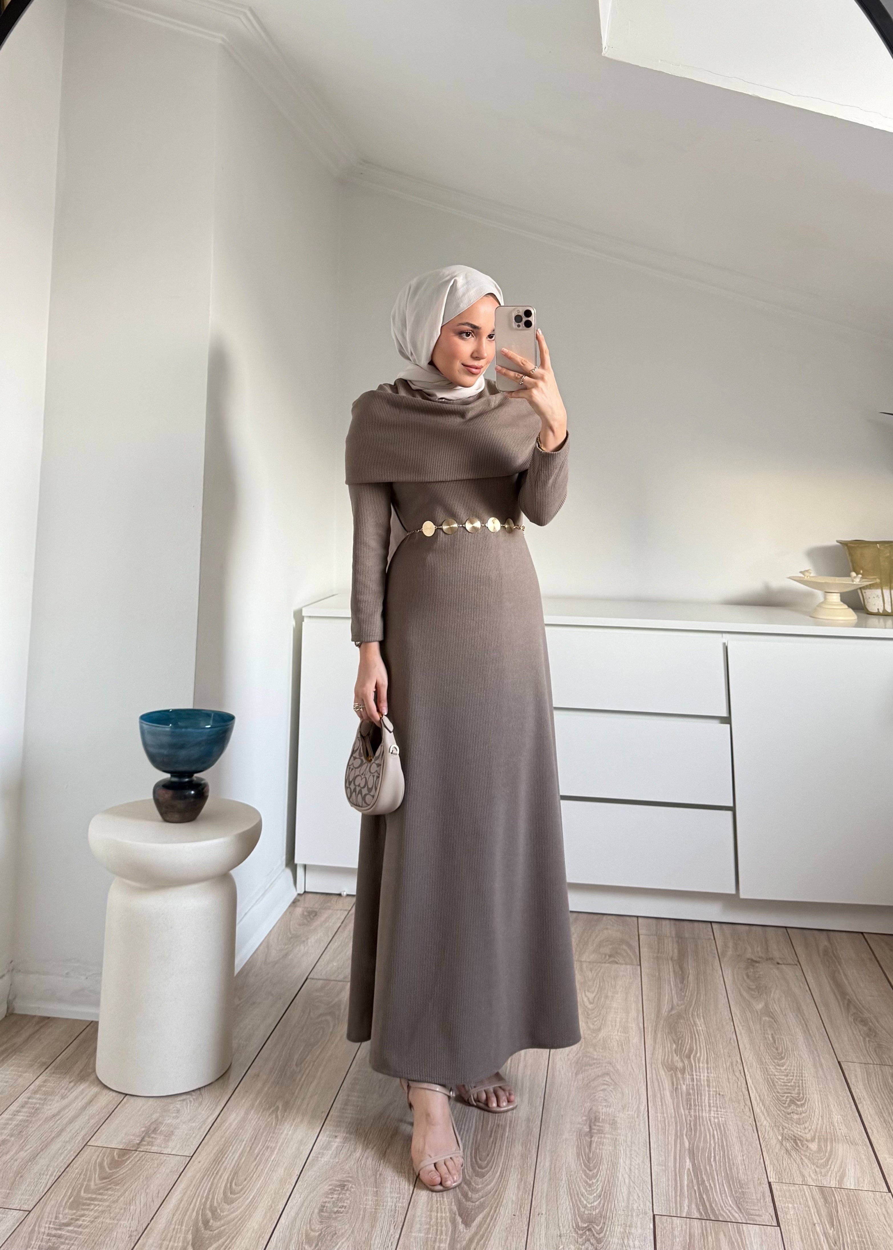 Yakalı Elbise Vizon