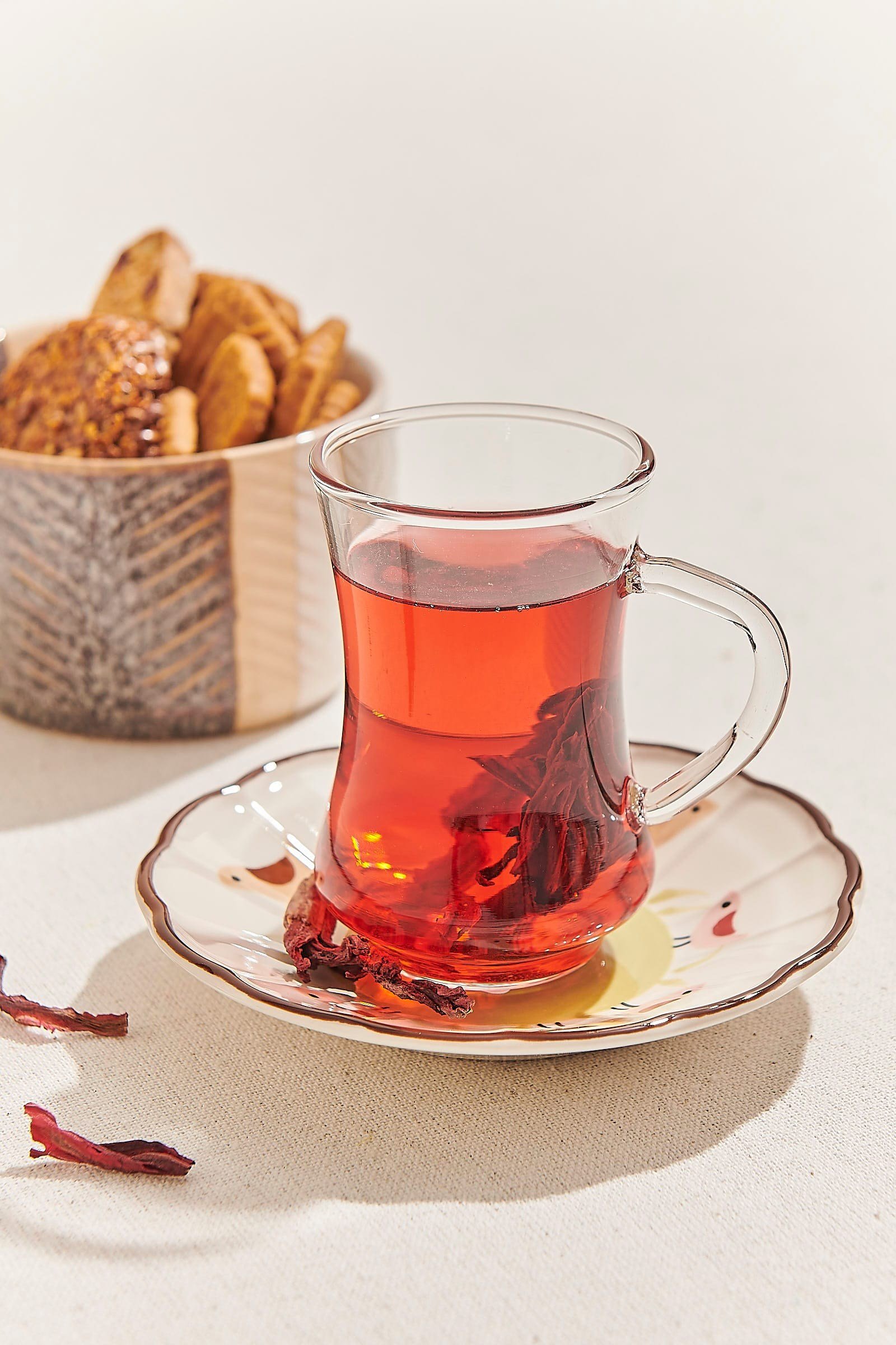 PAŞABAHÇE KULPLU ÇAY FİNCANI