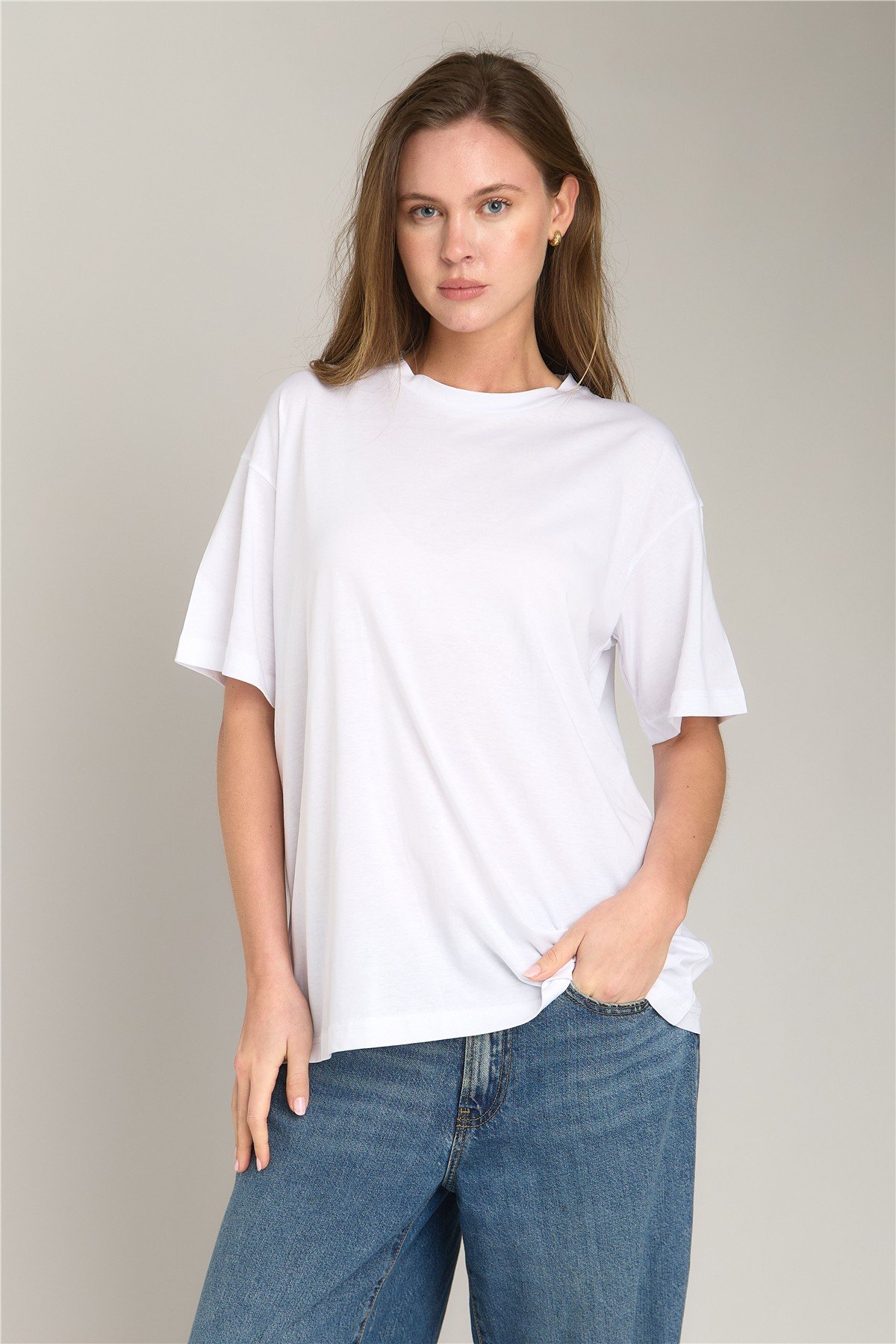 INA BASIC OVERSIZE TSHIRT