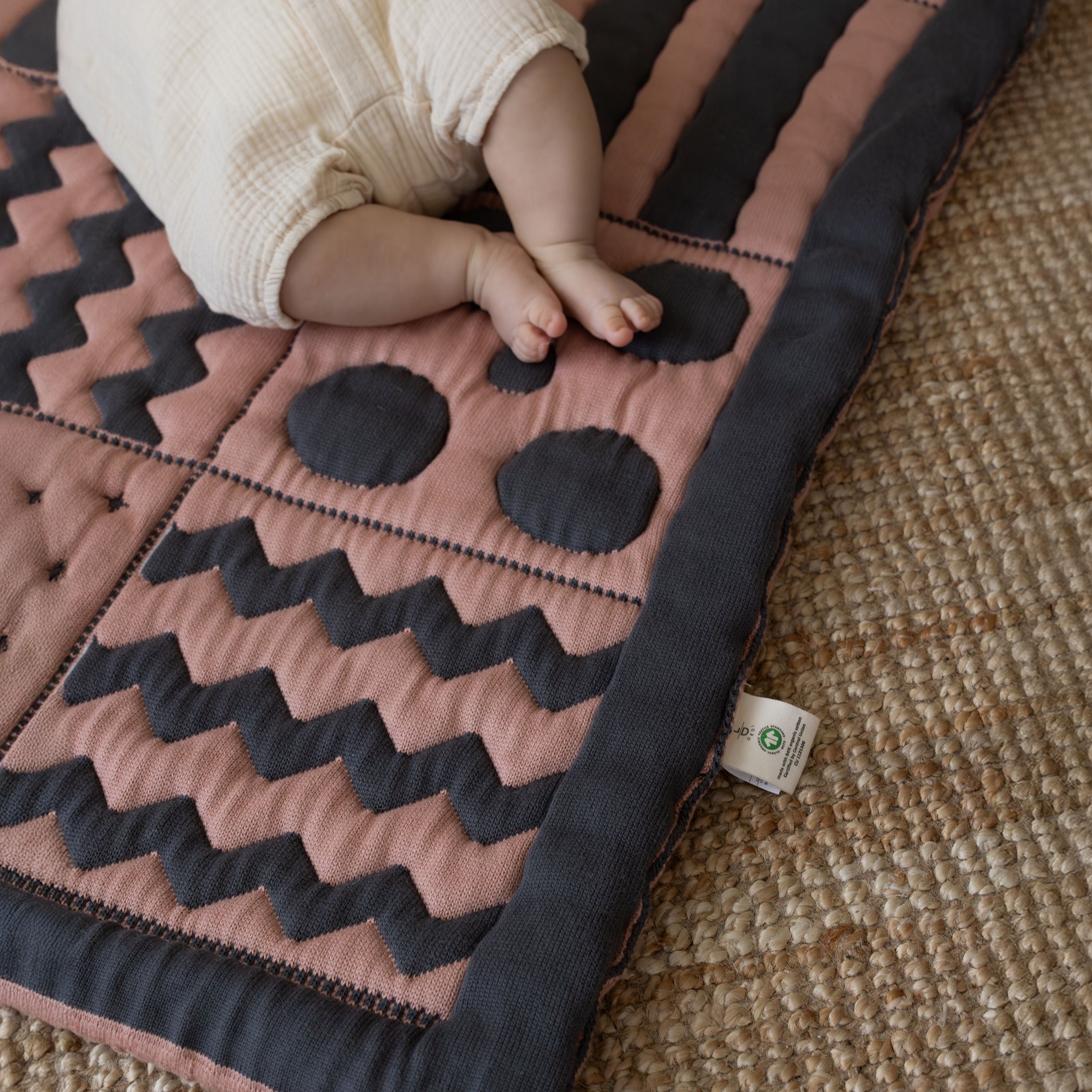 Monti Organik Pamuk Emekleme Minderi, Bebek Oyun Matı, Çift Taraflı Montessori Tasarım 100x100 cm