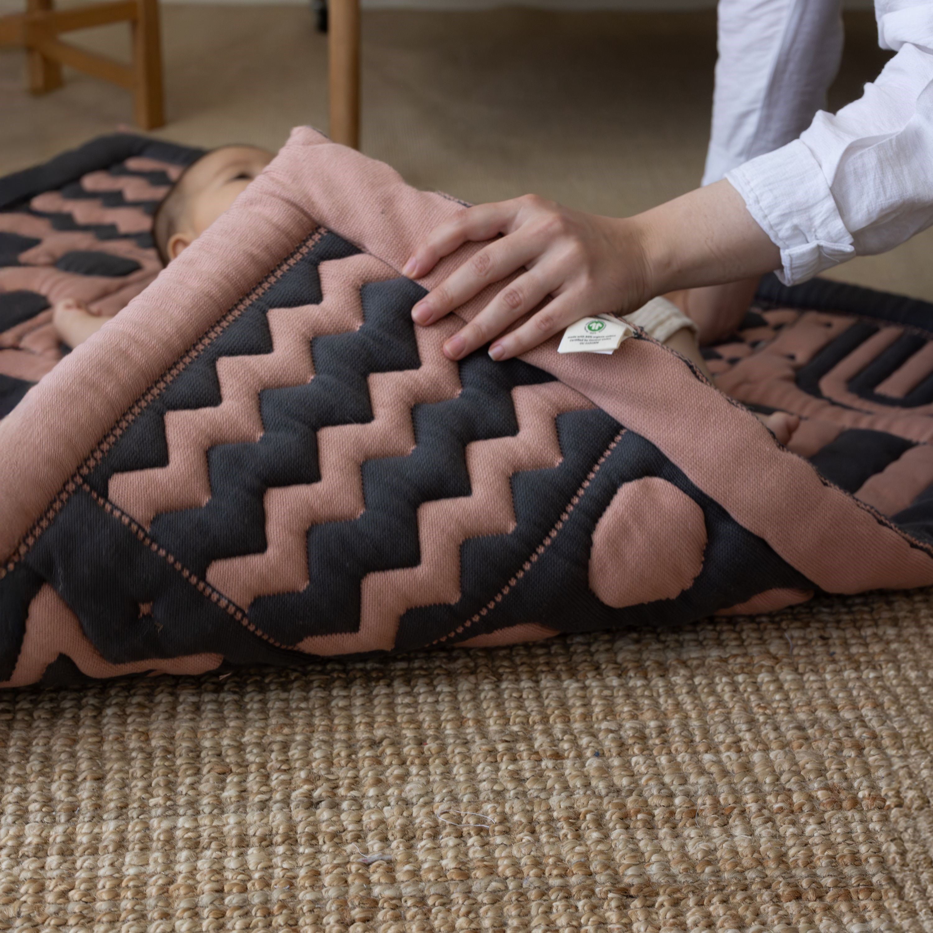 Monti Organik Pamuk Emekleme Minderi, Bebek Oyun Matı, Çift Taraflı Montessori Tasarım 100x100 cm