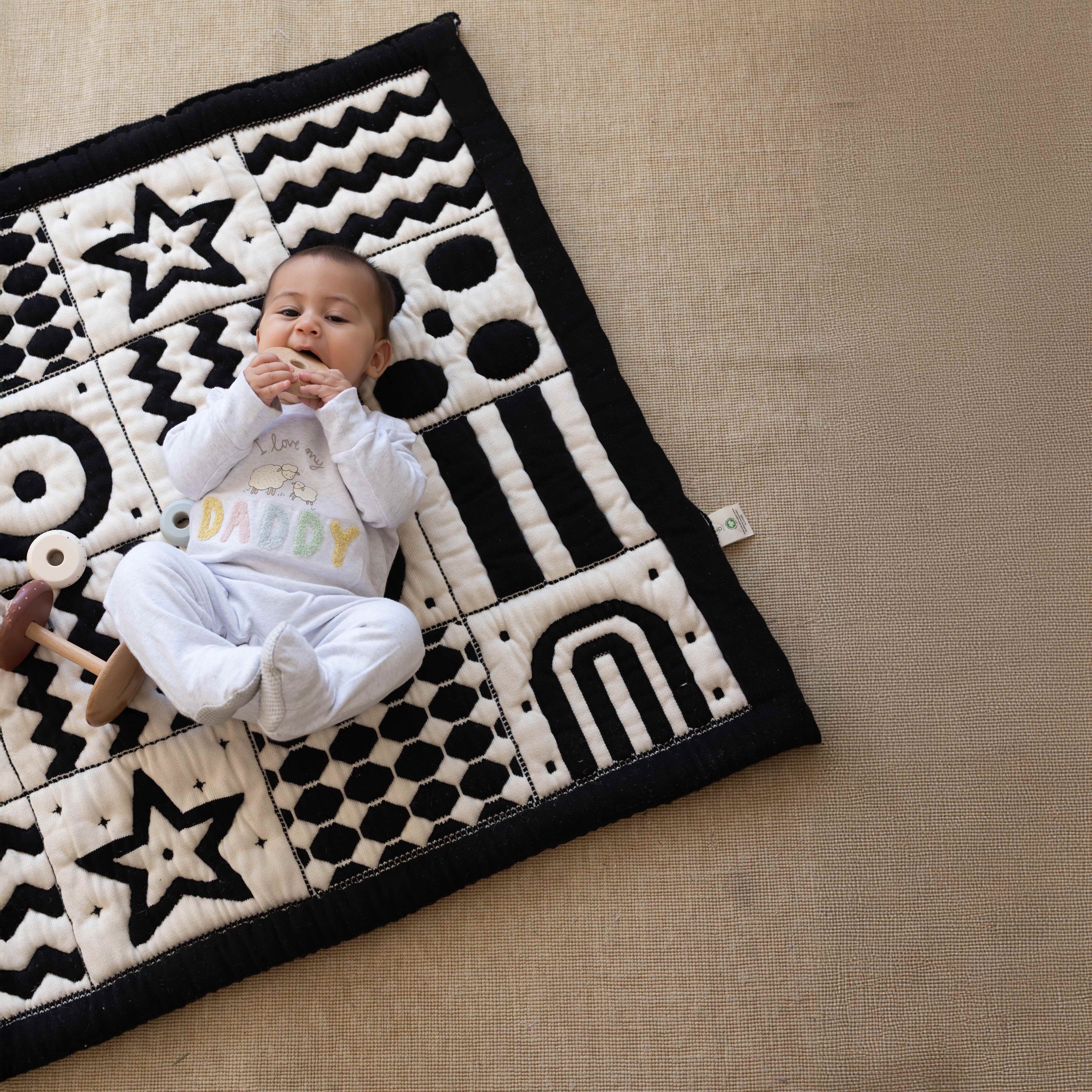 Monti Organik Pamuk Emekleme Minderi, Bebek Oyun Matı, Çift Taraflı Montessori Tasarım 100x100 cm