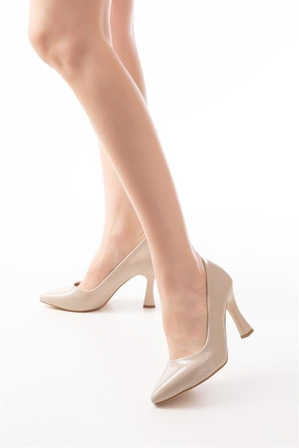 ST-001 Bej Rugan Günlük 9 Cm Topuklu Bayan Stiletto Ayakkabı