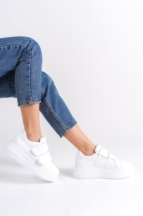 VALENCIA Bağcıksız Cırt Cırtlı Ortopedik Taban Kadın Sneaker Spor Ayakkabı CBT - Beyaz