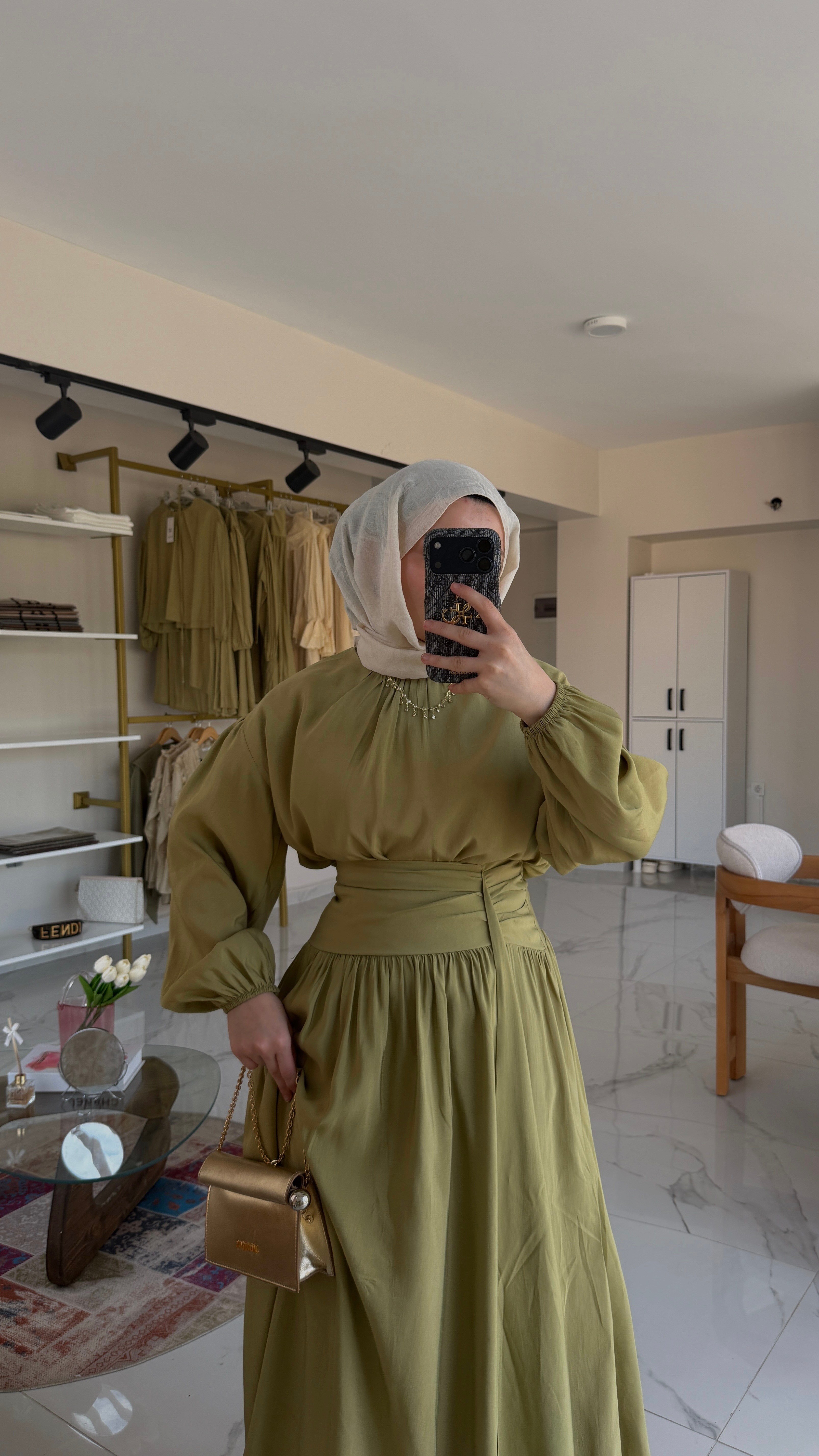 Lue Korsace detaylı takım