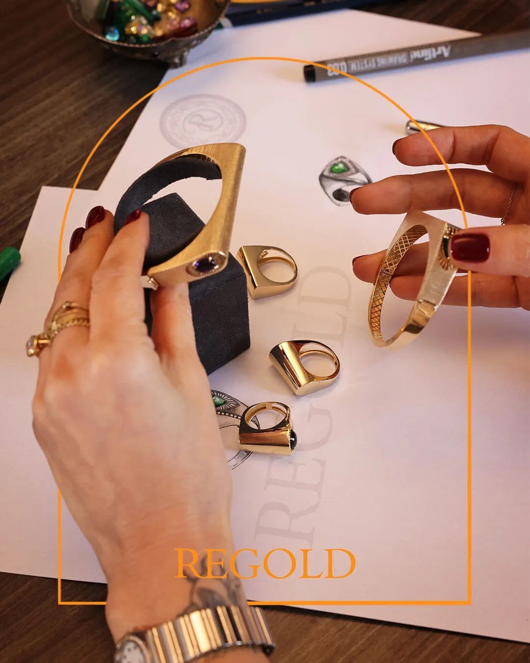 Regold Yeşil Taşlı Tasarım Kelepçe