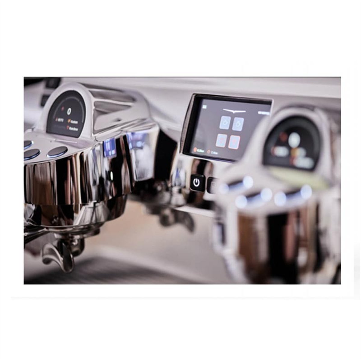 Victoria Arduino Black Eagle Maverick Volumetrik Espresso Kahve Makinesi, 3 Gruplu, Siyah