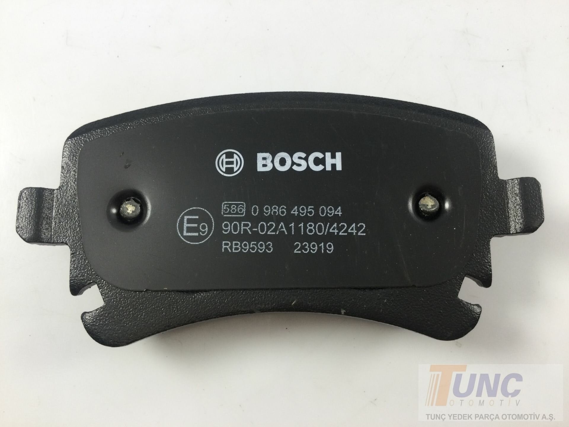 BOSCH 0 986 495 094 Fren Balatası 7H0698451 uygun fiyat hızlı kargo