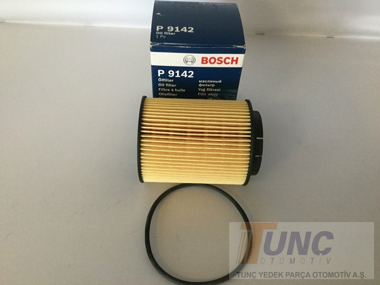 BOSCH 1 457 429 142 Yağ Filtresi 021115562A uygun fiyat hızlı kargo