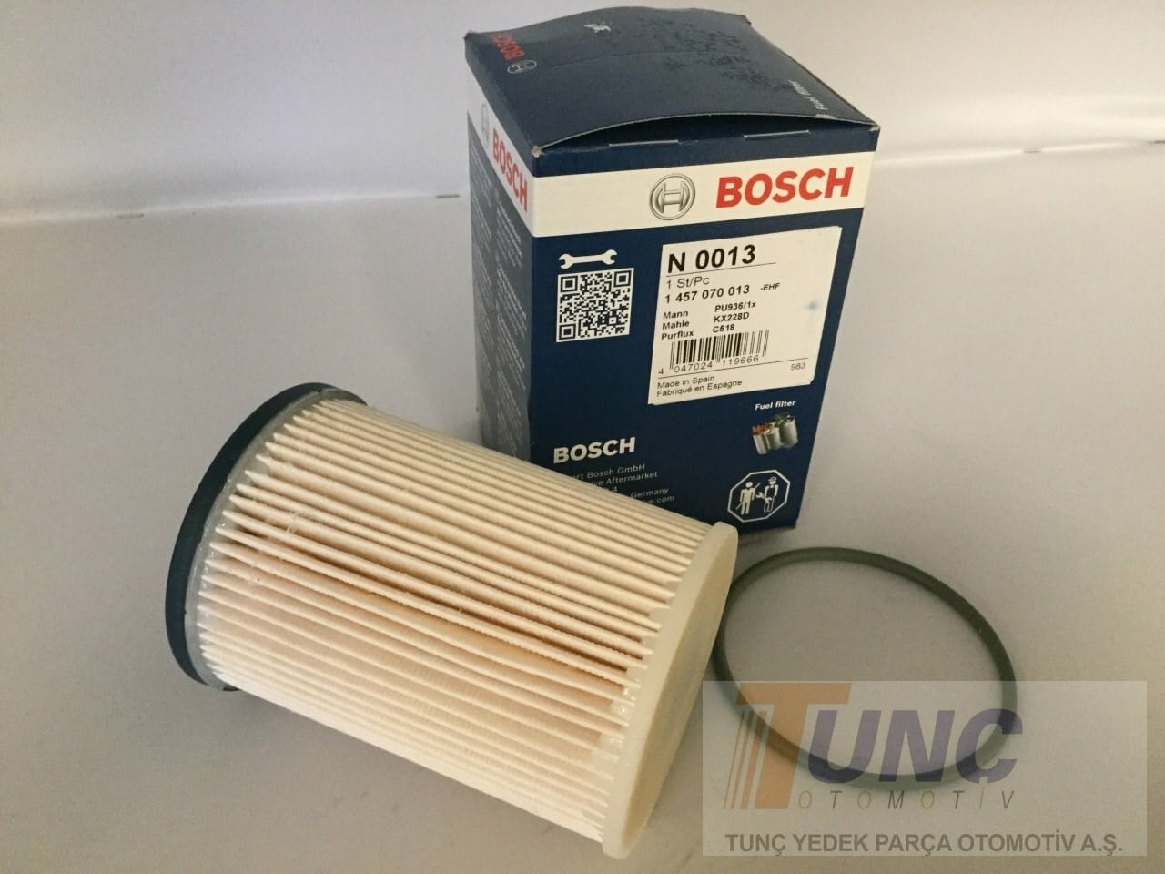 BOSCH 1 457 070 013 Yakıt Filtresi 1K0127434B uygun fiyat hızlı kargo