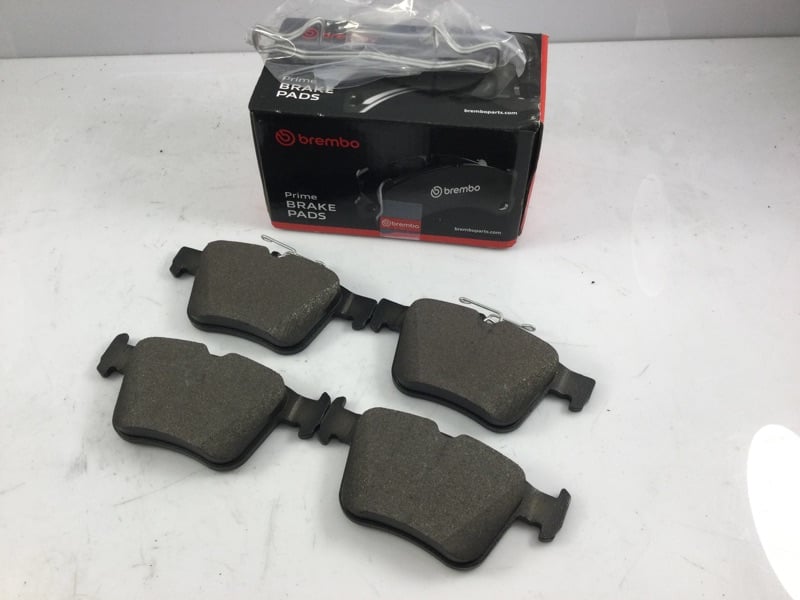 BREMBO P85124 Fren Balatası 8V0698451A uygun fiyat hızlı kargo