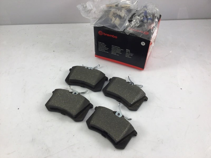 BREMBO P85020 Fren Balatası 1J0698451J uygun fiyat hızlı kargo