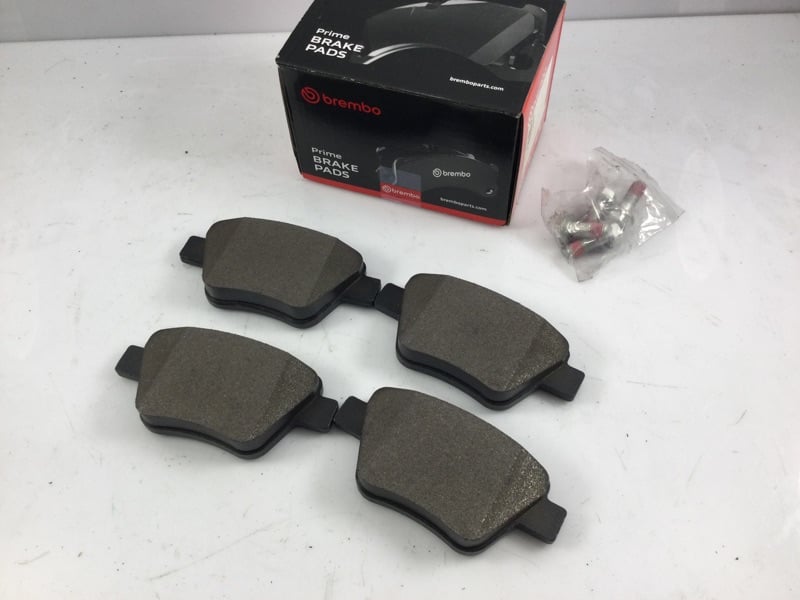BREMBO P85114 Fren Balatası 5K0698451C uygun fiyat hızlı kargo