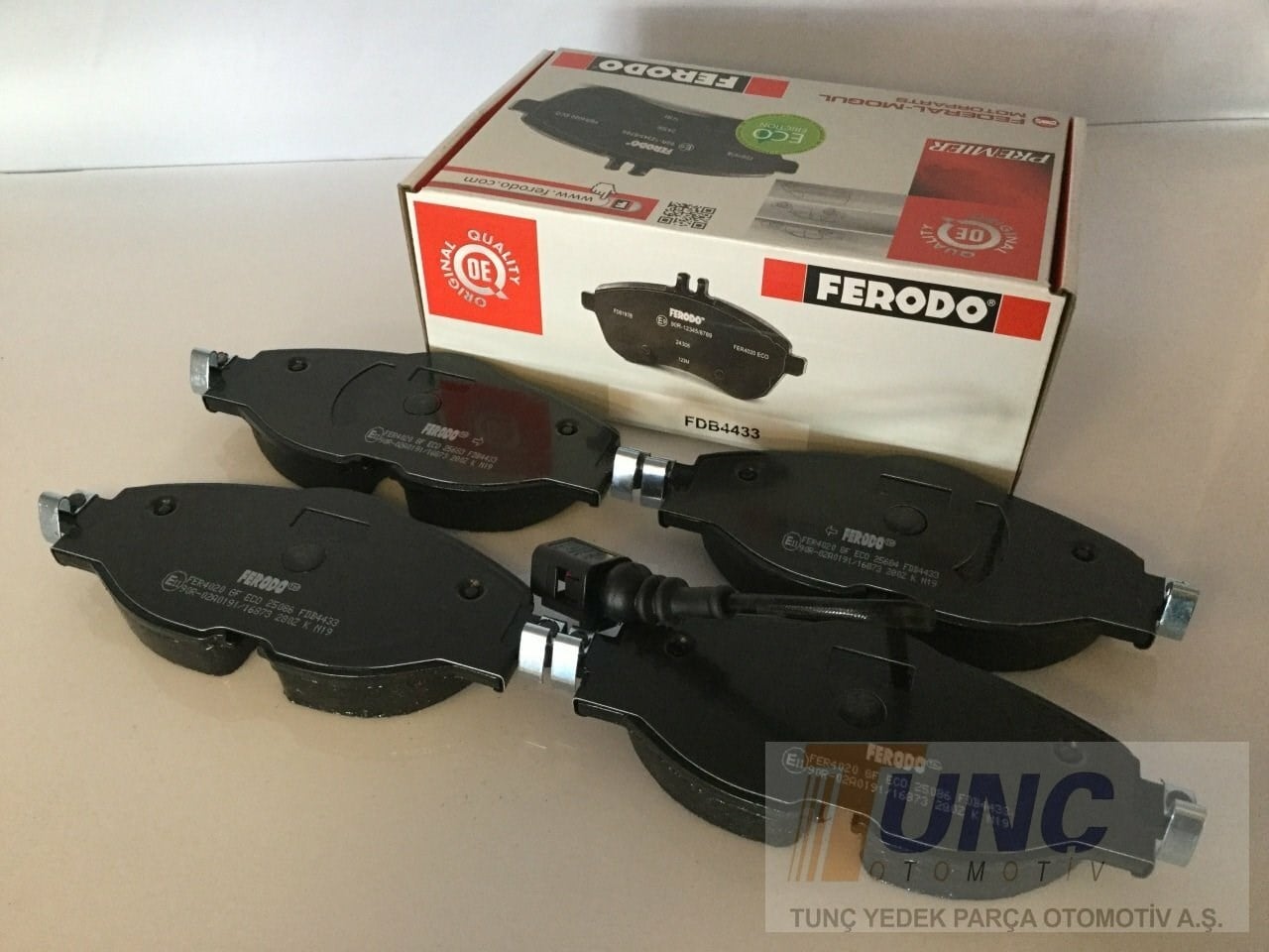 FERODO FDB4433 Fren Balatası 8V0698151 uygun fiyat hızlı kargo