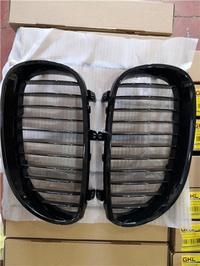 GKL 341269 Ön Panjur Böbrek Parlak Siyah Set Bmw E60 Lcı 2004 2009 51712155446 447 uygun fiyat hızlı kargo
