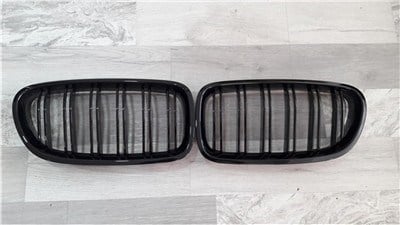 GKL 340305 Ön Panjur Böbrek Set Parlak Siyah Çift Çıta Bmw F10 GKL 340305 uygun fiyat hızlı kargo