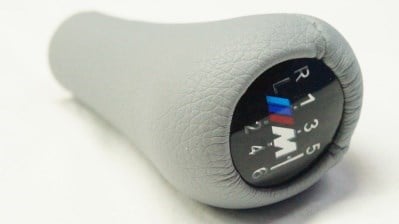 GKL 299818 Vites Topuzu Bmw M Power 6 Vites E30 34 36 39 46 60 62 90 92 Gri Deri 25117896884GRİ uygun fiyat hızlı kargo