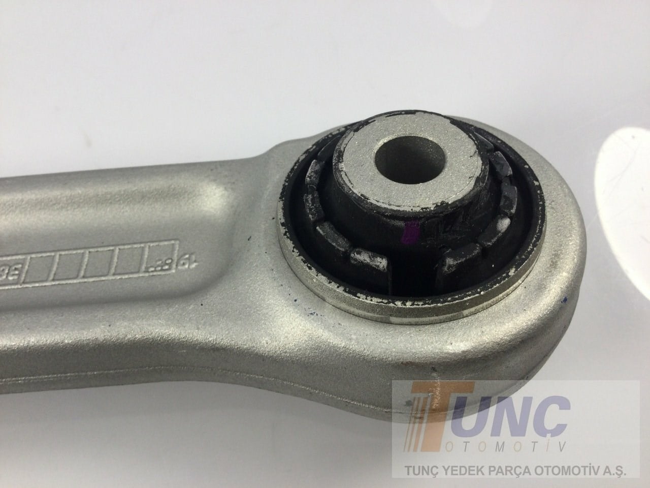 LEMFÖRDER 39611 01 Salıncak 8W0407152A uygun fiyat hızlı kargo