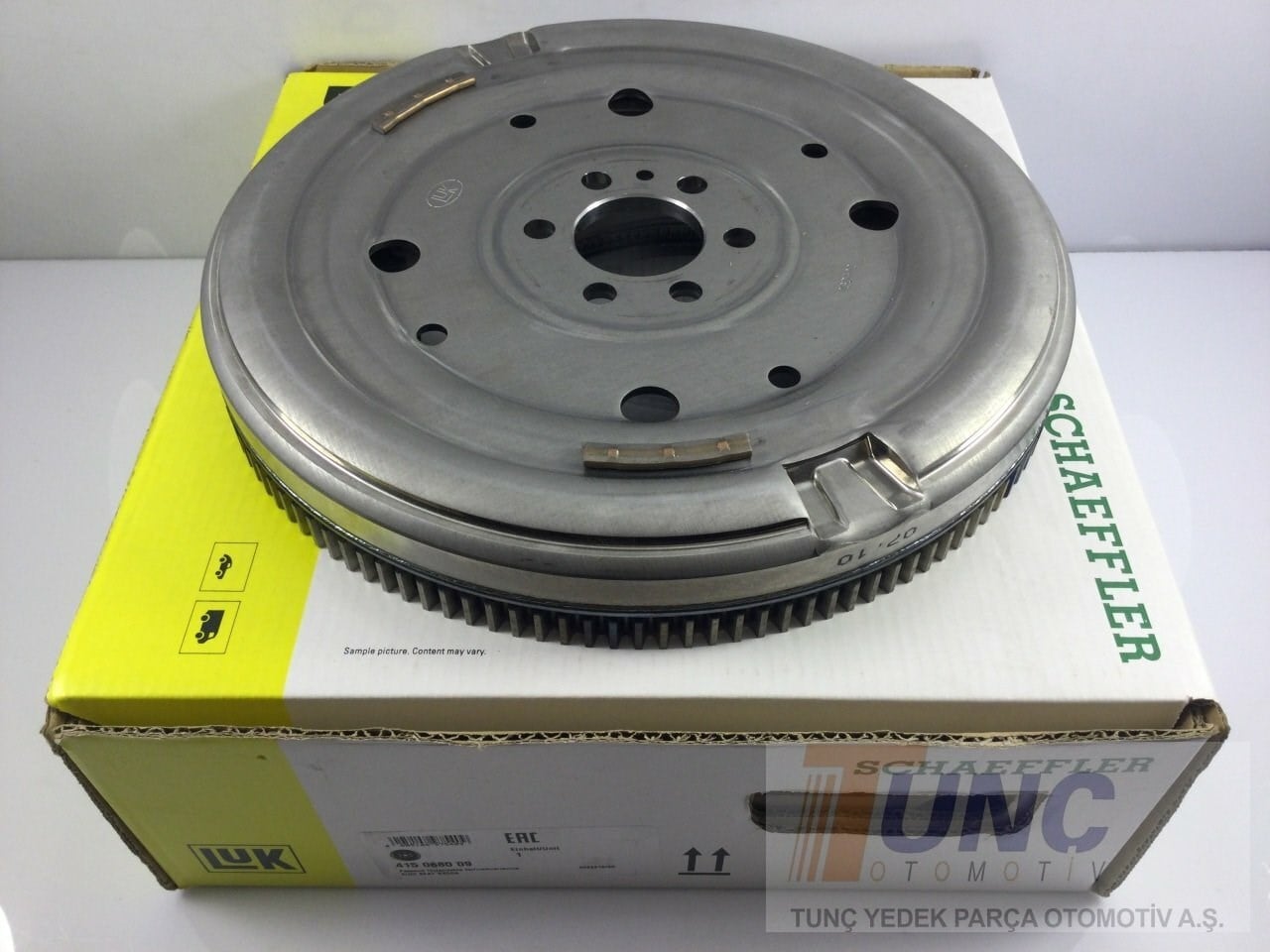 LUK 415 0680 09 Volant 03C105266AA uygun fiyat hızlı kargo