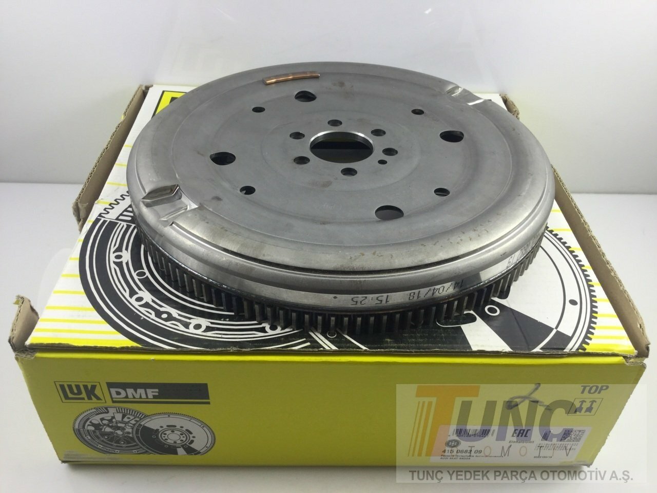 LUK 415 0682 09 Volant 03F105266C uygun fiyat hızlı kargo
