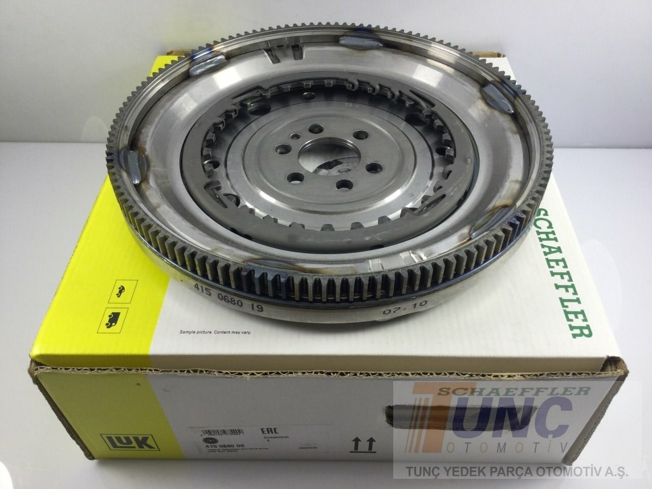 LUK 415 0680 09 Volant 03C105266AA uygun fiyat hızlı kargo