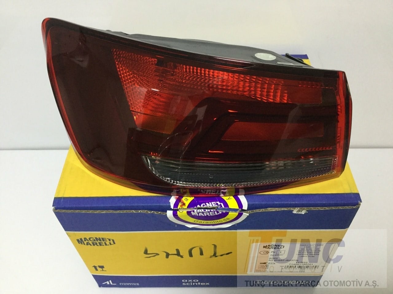 MAGNETI MARELLI 714081190701 Arka Far Stop 8V5945095 uygun fiyat hızlı kargo