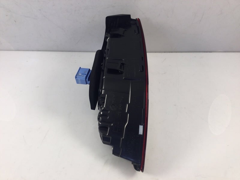 MAGNETI MARELLI 714082000101 Arka Far Stop 5H0945307 uygun fiyat hızlı kargo
